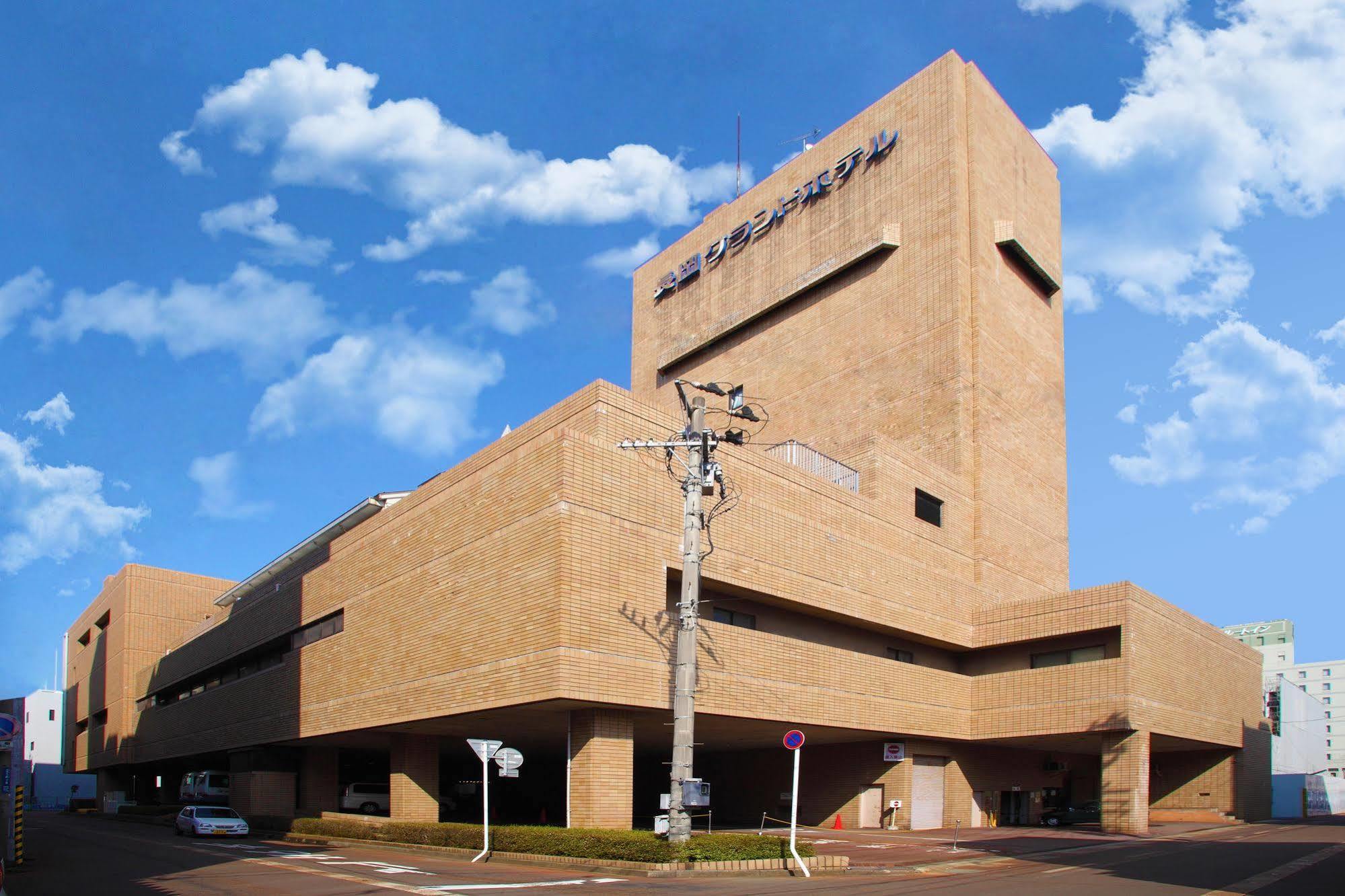 Nagaoka Grand Hotel Luaran gambar